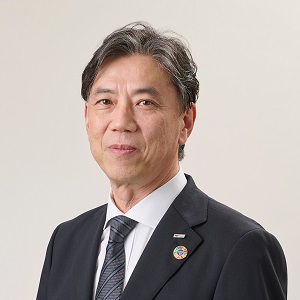 YOSHIAKI UENO